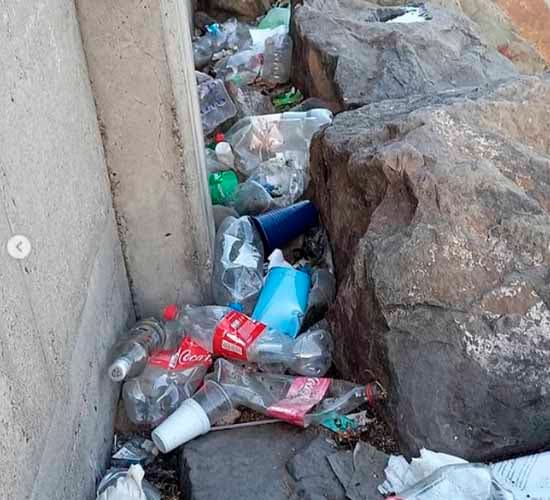 La basura en el embalse El Carrizal
