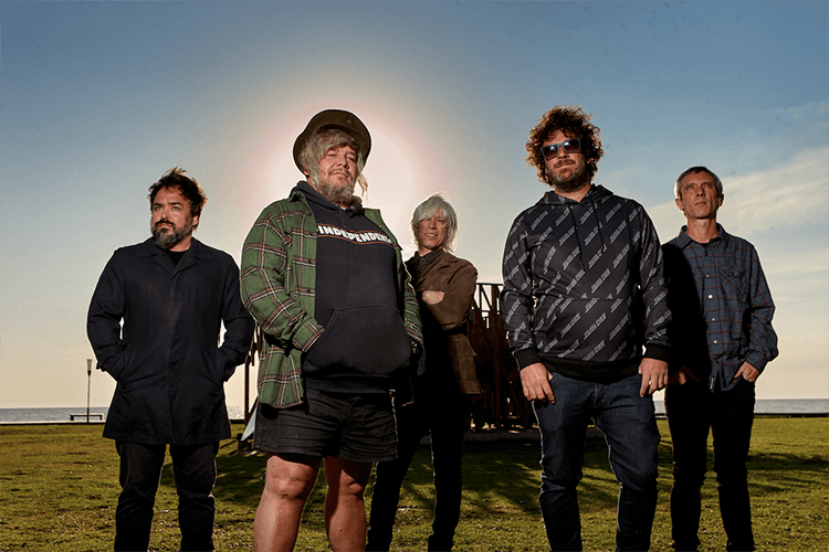 Lunes a puro Rock en Luján con Massacre y Los Espíritus