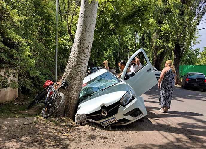 Fuerte accidente en Chacras de Coria