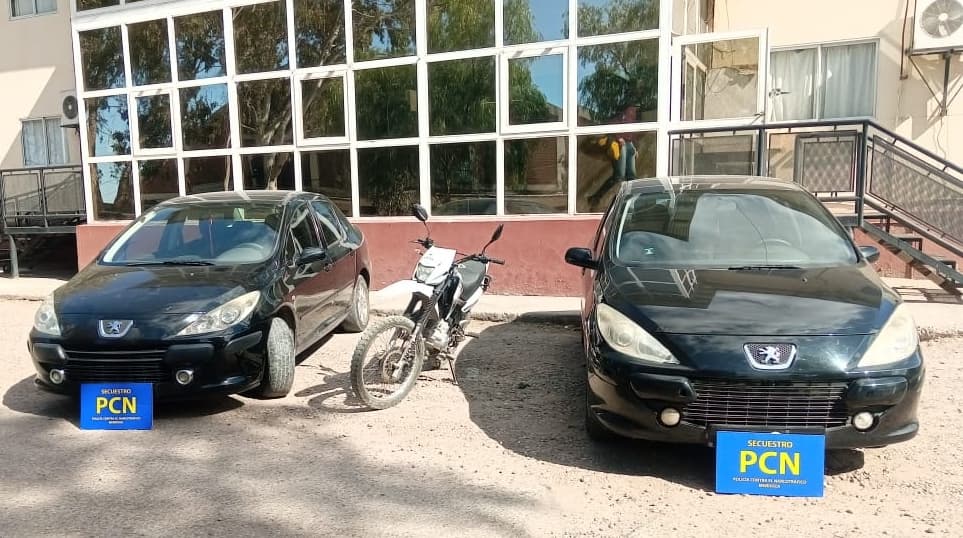 Desbarataron una banda narco: hay 8 detenidos, secuestro de dinero y de 4 autos