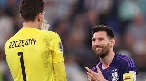 La apuesta del arquero polaco Szczesny que no le pagará a Messi