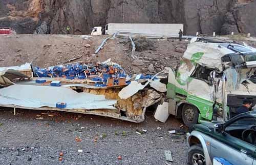 Un camión cayó 10 metros en Uspallata