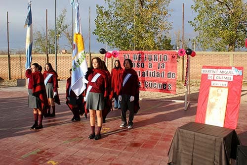 La Escuela 4-091 Miguel de Güemes de Luján conmemoró a su prócer.