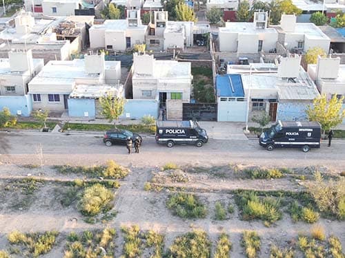 10 allanamientos y dos líderes narco detenidas en Luján