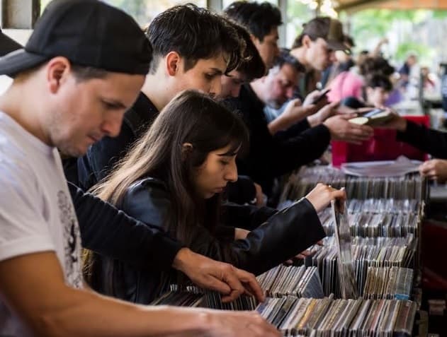 Comunidad del Vinilo llega el sábado a Chacras