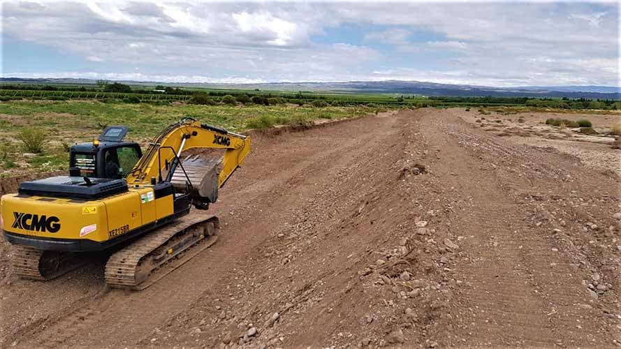 Avanzan las obras en el arroyo Costa Esperanza en Ugarteche