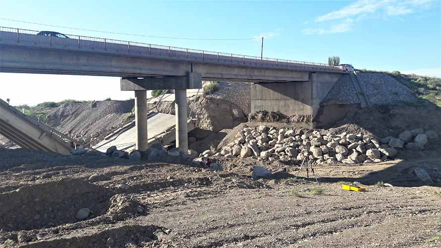 En un año estarían reparados los puentes de Ugarteche