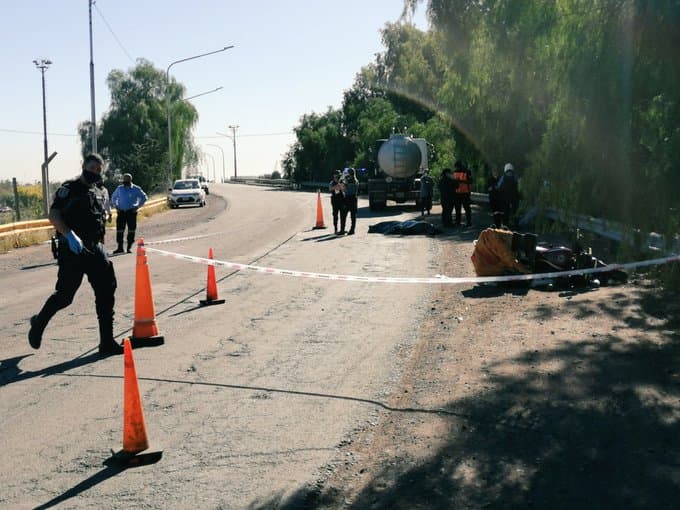Un motociclista falleció tras ser arrastrado en Carrodilla