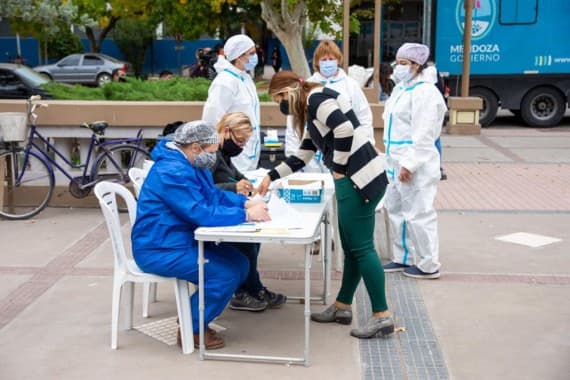 Por la cepa Manaos, cerraron Alvear y 4 distritos de San Rafael