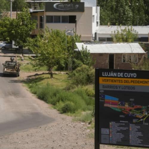 Mejoras para barrios del piedemonte de Luján.