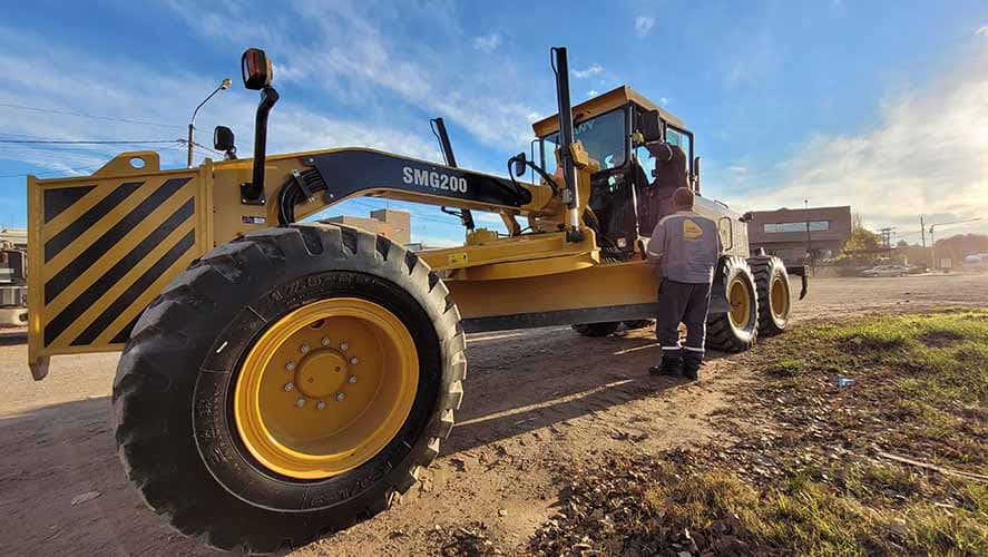 Luján de Cuyo sumó una aparatosa maquina para obras viales