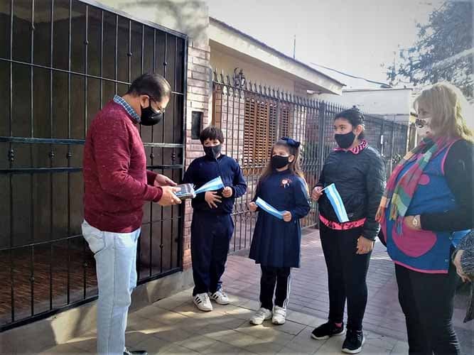 Alumnos de Luján homenajearon a Veteranos de Malvinas