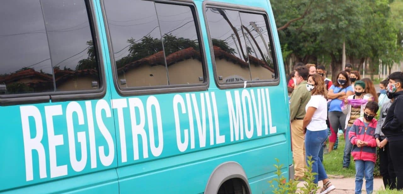 Inscriben para el Registro Civil Móvil y la SUBE
