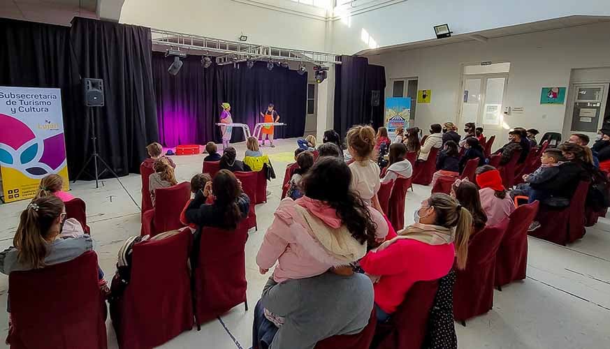 Siguen las actividades de invierno en los distritos de Luján