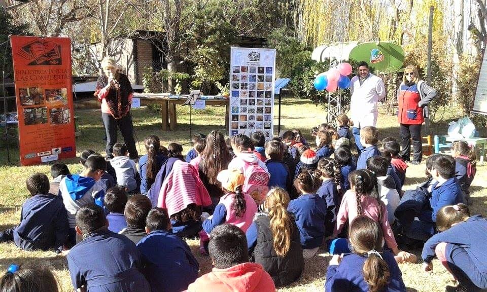 Qué actividades culturales ofrecen las bibliotecas populares de Luján y la UMA