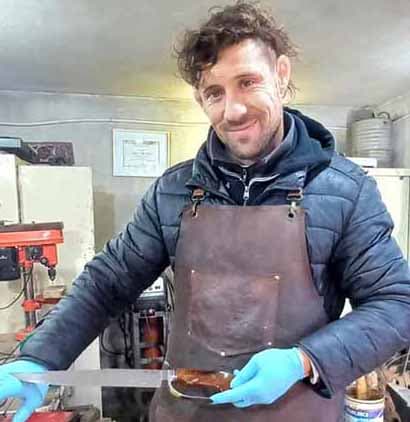 El HCD de Luján reconoció a Agustín Peppi Scopel por su arte en cuchillería