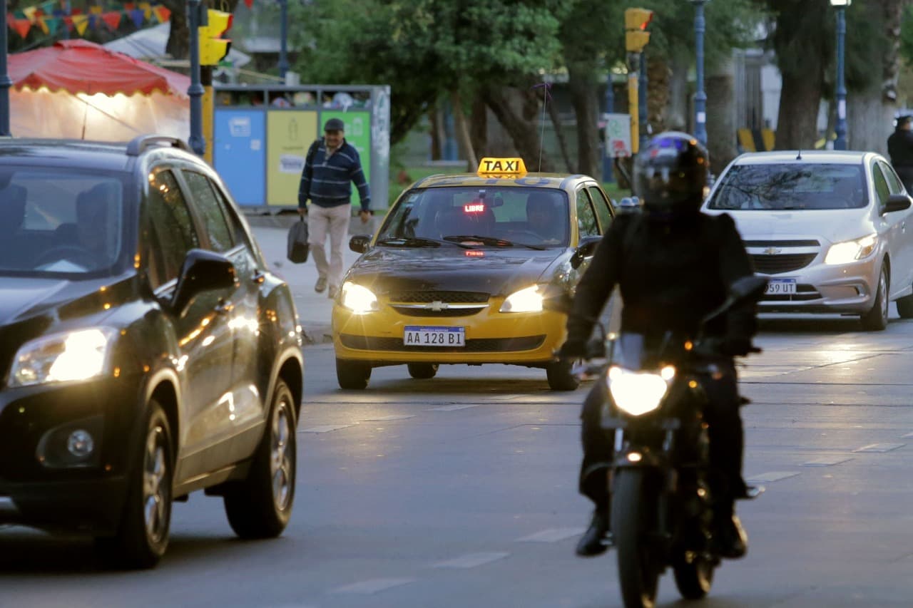 Abrió la convocatoria para incorporar choferes de taxis