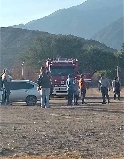 Preocupación por la inseguridad en la escuela de Potrerillos: explosión y armas