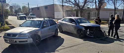 Colisión de 2 vehículos en Luján