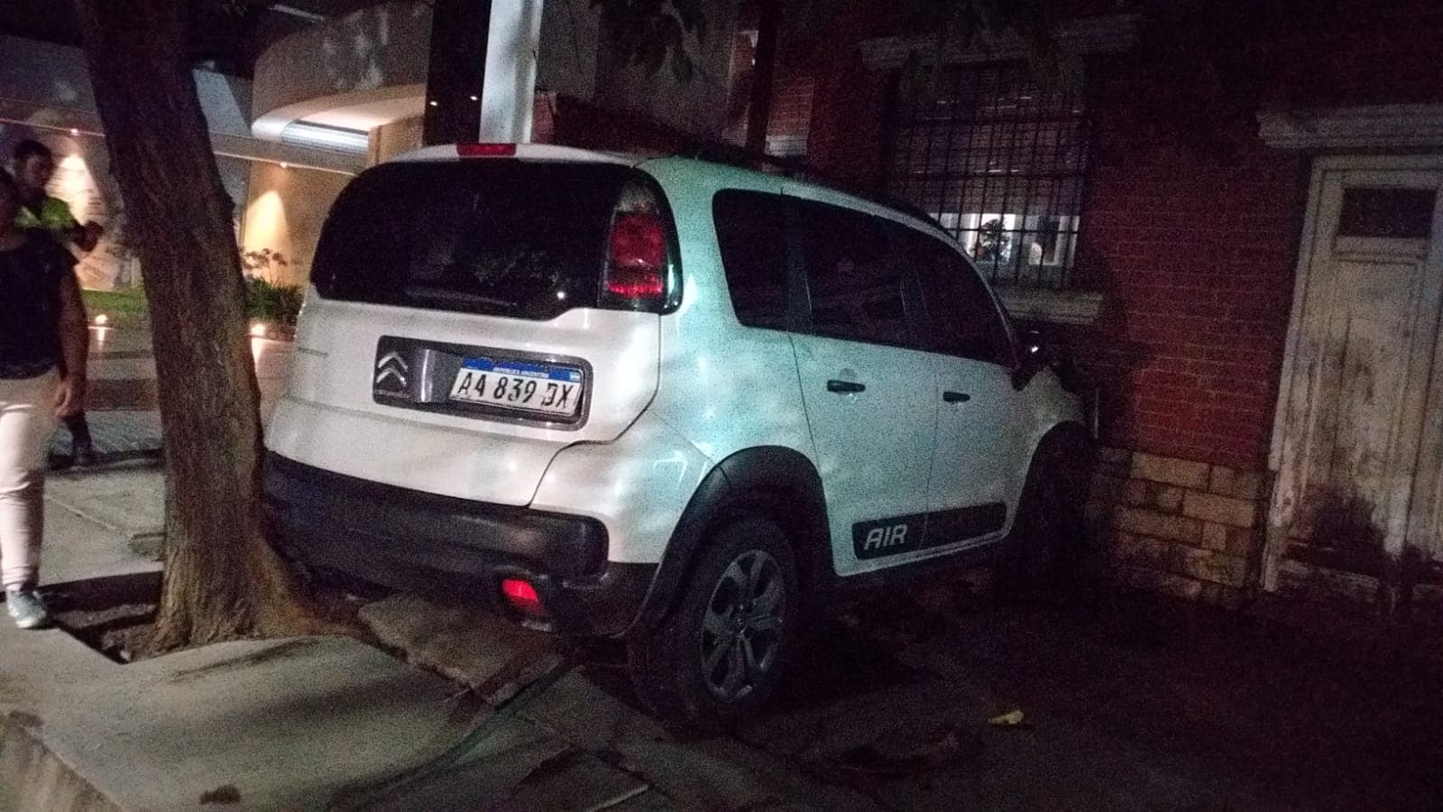 Detuvieron a 4 sujetos que robaban en Luján