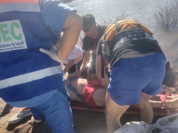 Se golpeó el cráneo al tirarse al Dique Potrerillos