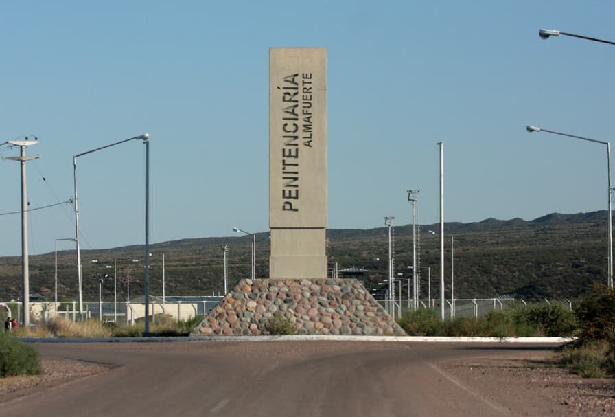 Reos del penal de Cacheuta presentaron un hábeas corpus Un interno electrocutado en Almafuerte II