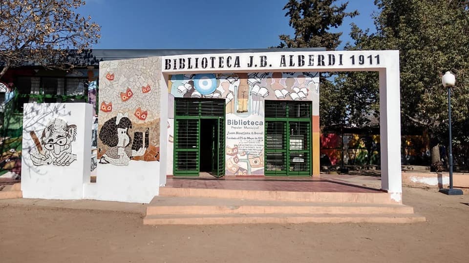 La Alberdi cumple 115 años y lo celebra con mucha onda