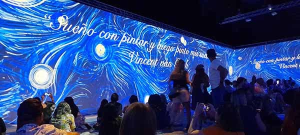 La experiencia inmersiva Van Gogh estará 20 días más en Mendoza
