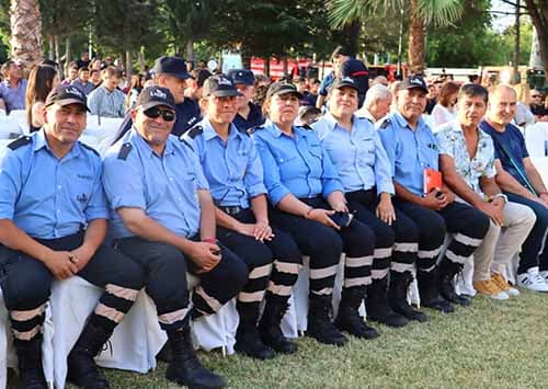 Luján reconoció a los héroes que auxiliaron a los vecinos durante los incendios
