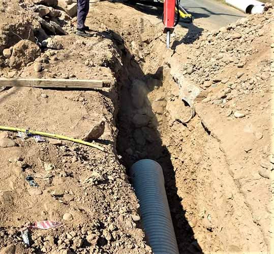 Corte de calle en Chacras de Coria por obras cloacales