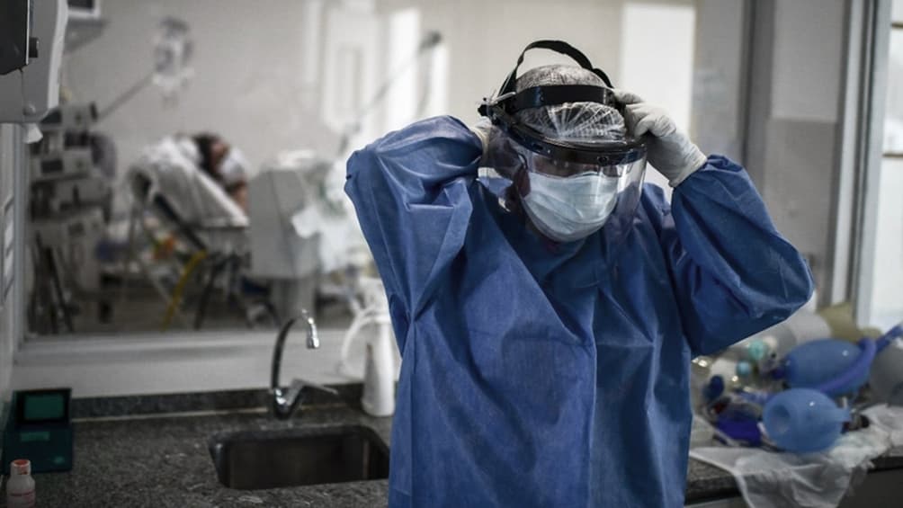 Analizan medidas focalizadas ante los 27.000 contagios y nuevas cepas