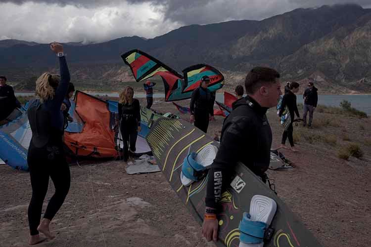 El Kitesurf se consolida en Mendoza
