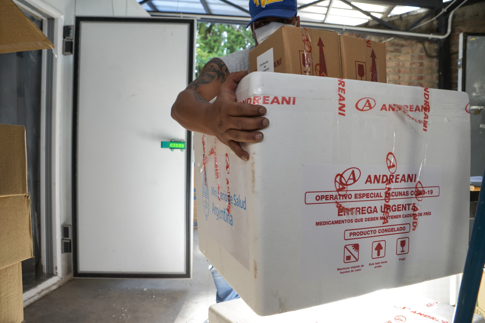 Inscriben a adultos mayores de 60 años para vacunarse