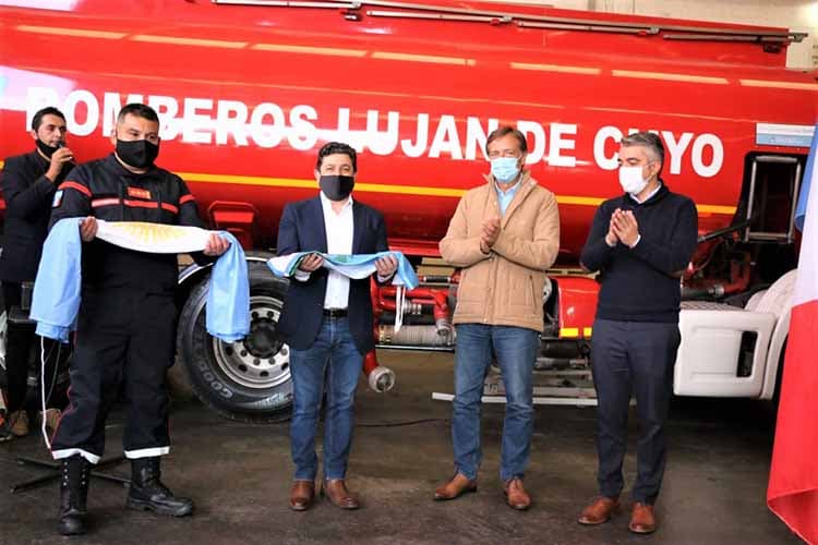 Se conmemoró el Día del Bombero Voluntario en Luján de Cuyo