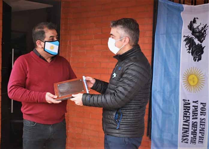 Luján de Cuyo homenajeó a los Veteranos de Malvinas con placas para la vivienda