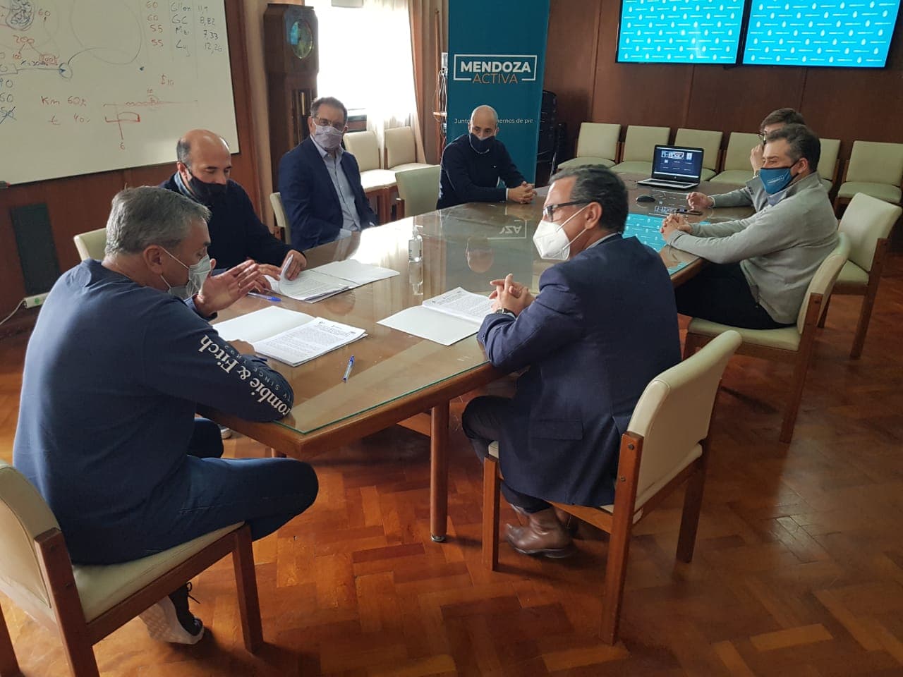 Economía, el INTI y el INTA asistirán a PyMEs 4.0