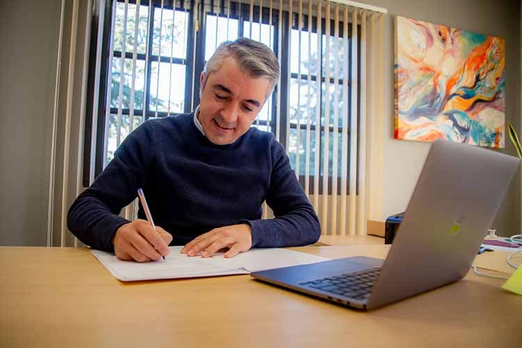 Bragagnolo acordó con la DGE la conectividad de internet gratuita a los alumnos