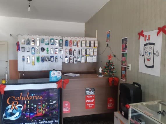 Robaron en un local de celulares de Luján