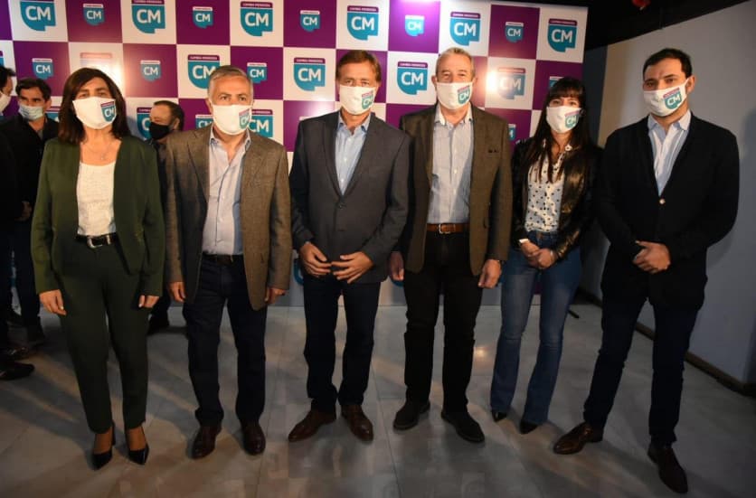 Cambia Mendoza lleva a Cornejo y Cobos en sus listas