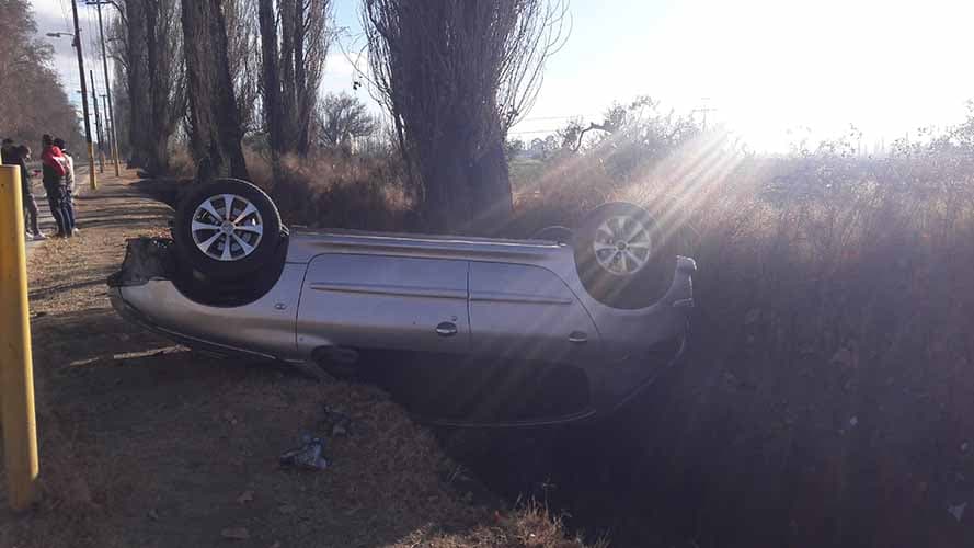 Volcó un auto en Perdriel