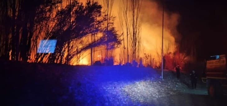 10 hectáreas de campo se incendiaron entre Luján y Maipú