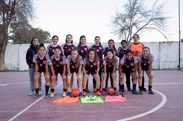 El futsal femenino de LSC debutará con nuevas casacas