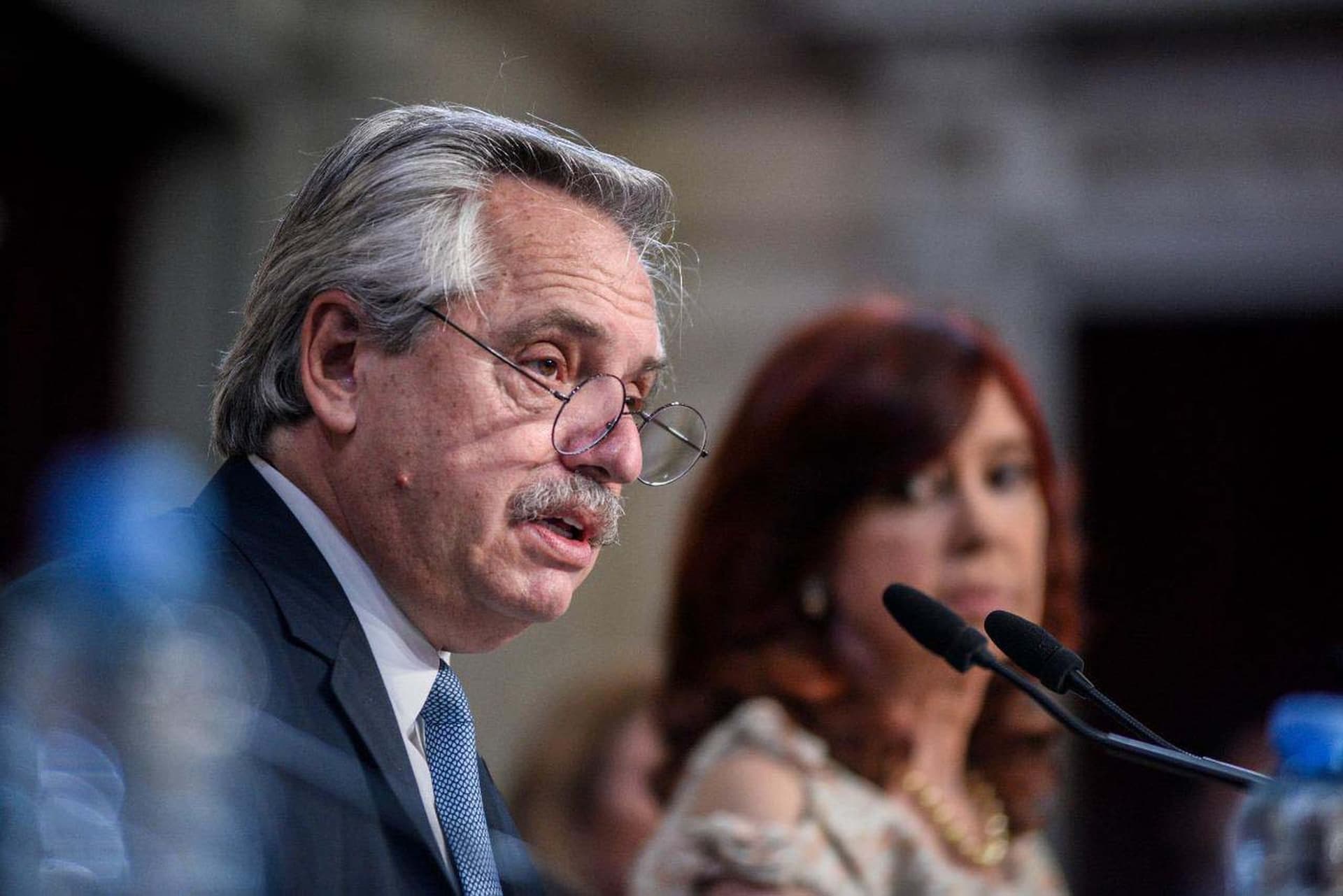 Ministros afines a Cristina presentaron su renuncia y se esperan cambios hasta el domingo