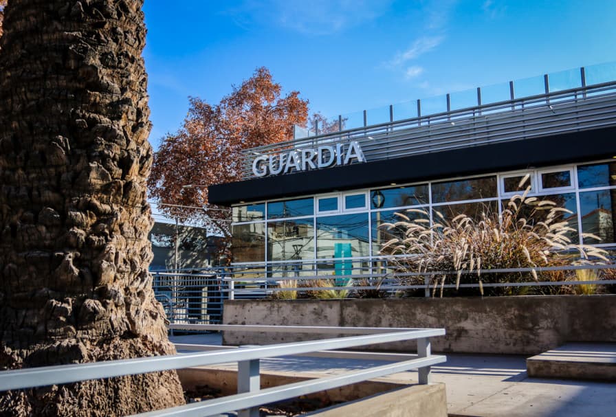 Siniestro vial dejó a un joven gravemente herido en Agrelo