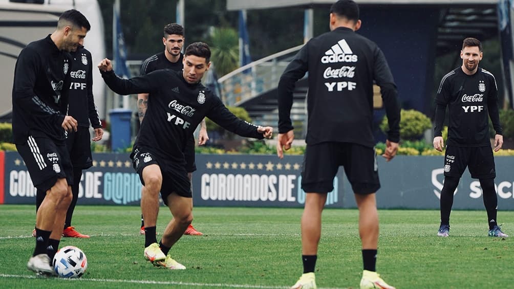 Argentina recibirá a Perú en el Monumental buscando llegar a Qatar