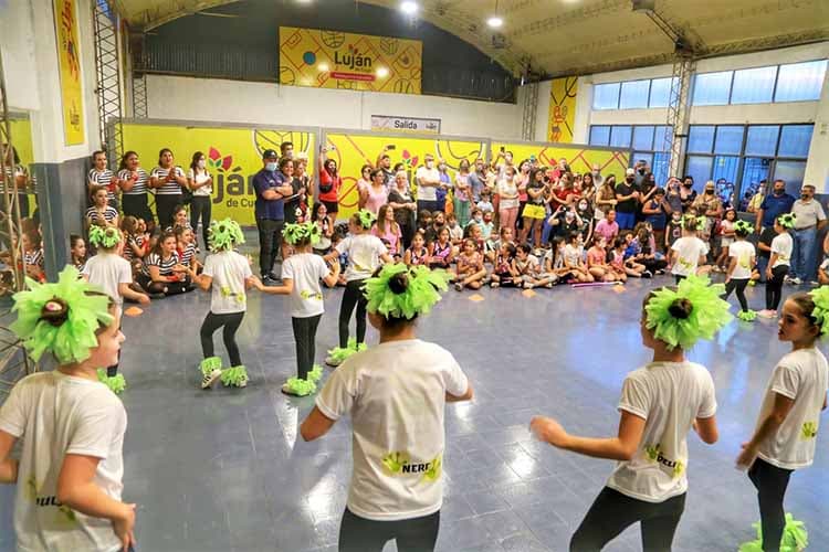 Finalizó la remodelación del Polideportivo de Carrodilla