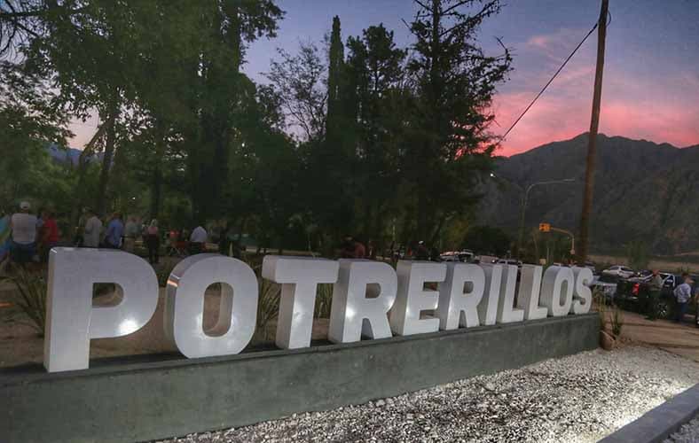 Abren licitación para renovar la Villa de Potrerillos
