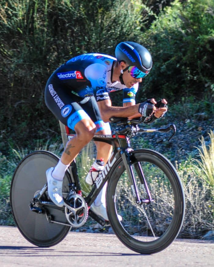 Un ciclista sufrió un fuerte golpe en la Ruta 82