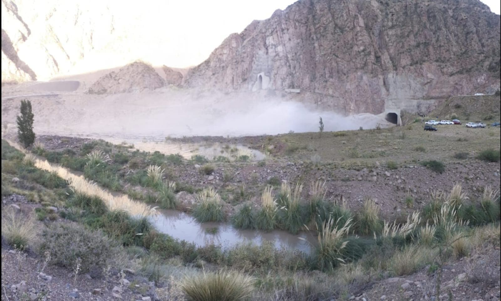 Maniobras en Potrerillos: agua turbia y afectación del agua potable.