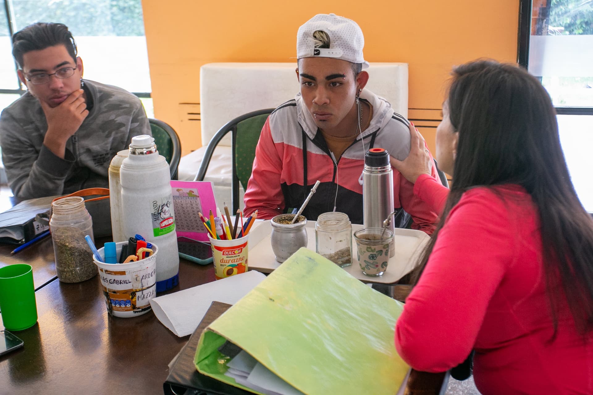 Un joven de Luján busca a sus 3 hermanos